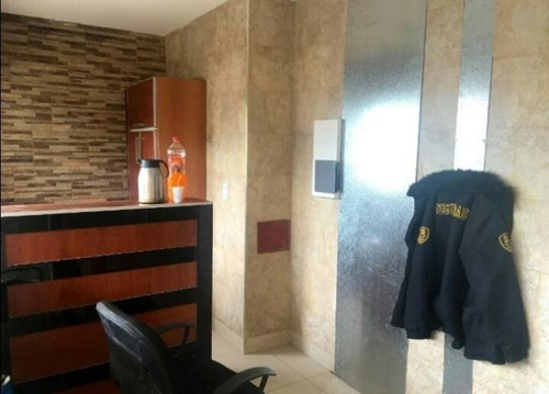 Imagen 10 de 11 de Departamento De 2 Ambientes En Venta - Moron Centro