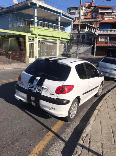 Imagem 7 de 7 de Peugeot 206 2005 1.4 Presence 3p