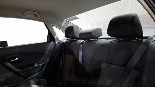 Volkswagen Vento 1.6 COMFORTLINE STD.
