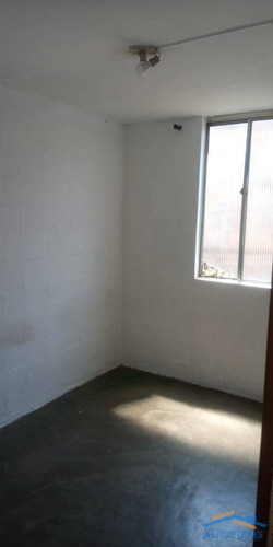 Imagem 4 de 7 de 02 Dorms. Em Carapicuiba (cohab V) - Financia ! - 3180