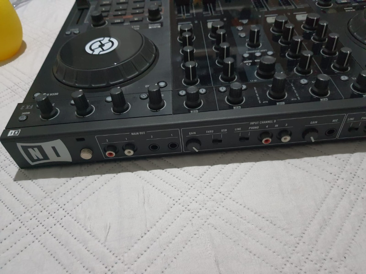 traktor kontrol s4 traktor kontrol s4