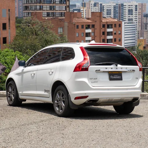 Volvo XC60 2.0 T5