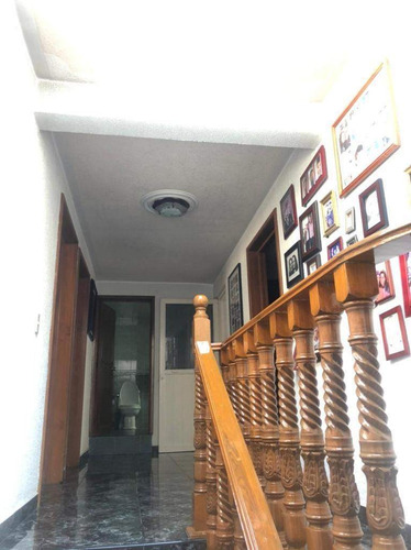 Imagen 11 de 30 de Casa En Venta 5 Recamaras Colonia Ocho Cedros Toluca