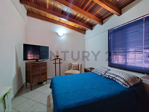 Amplio Townhouse Ubicado En C.r Villas De Oriente