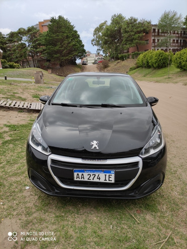 Peugeot 208 1.5 Active 2016
