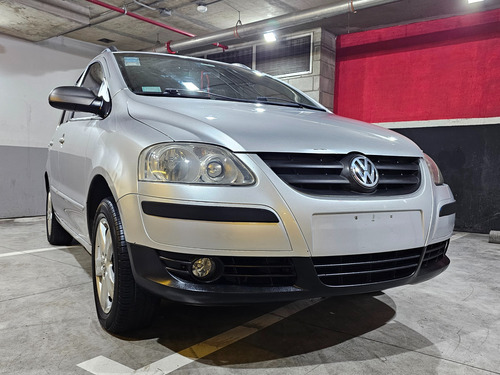 Volkswagen Suran 1.6 I Highline 90e Cuero