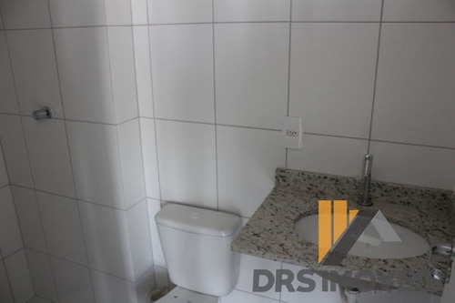Imagem 15 de 16 de Apartamento Padrão Com 2 Quartos No Conquista Paes Leme - Ap341-v
