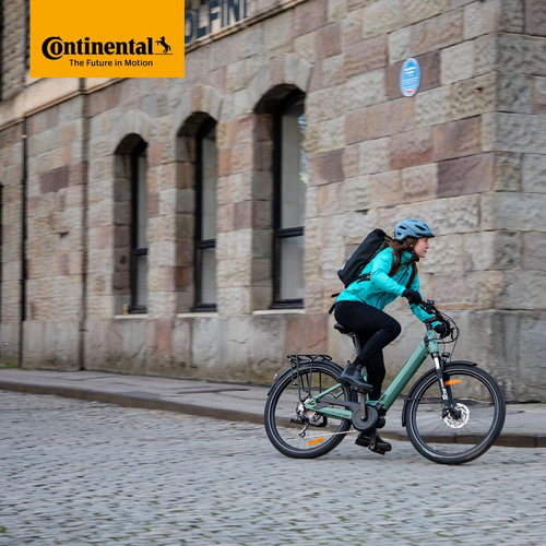 Continental Tour 28 - V Lvula Schrader (auto) (700 X 32 47,