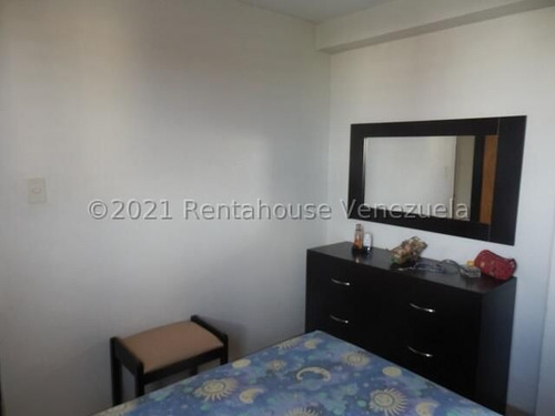 Imagen 2 de 30 de Apartamentos En Alquiler La Puerta Cabudare 22-5179 +m