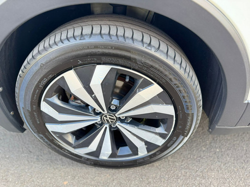 Volkswagen T-Cross 1.4 250 TSI TOTAL FLEX HIGHLINE AUTOMÁTICO