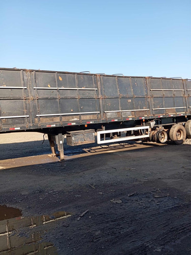 Carreta Graneleira 2013 Ls / Prancha / Ls 3 Eixos
