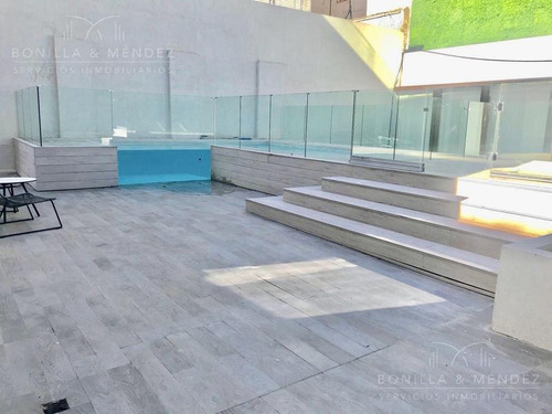 Mouette, Primera Fila, Piso De 570 M2, Piscina Propia!