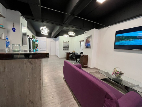 Se Traspasa Estudio De Belleza En Multiplaza Arboledas