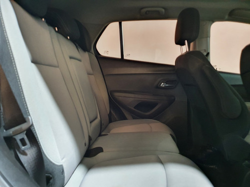 Imagen 10 de 18 de Chevrolet Tracker 1.8 Ltz Fwd Mt Usado Se Permuta