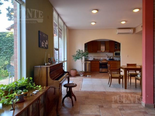 Imagen 4 de 15 de Casa - Banfield Oeste