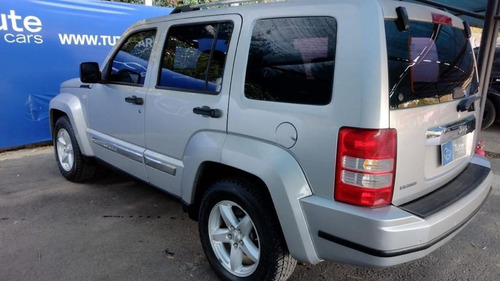 Imagen 7 de 16 de Jeep Cherokee 3.7 Limited Atx 4x4 Gris Año 2010- Tute Cars G