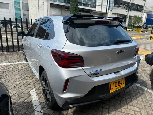 Chevrolet Onix 1.0T Rs Mt