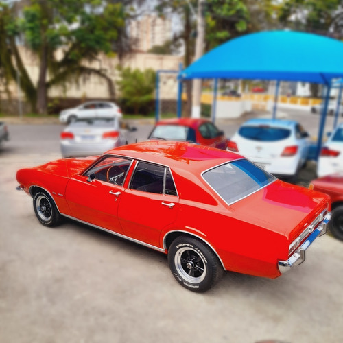 Ford Maverick V6 Deluxe 4 Portas
