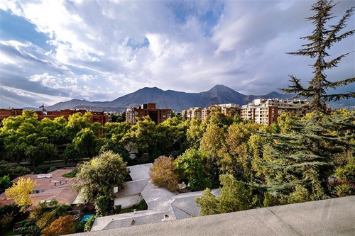 Departamento En Venta De 2 Dorm. En Vitacura