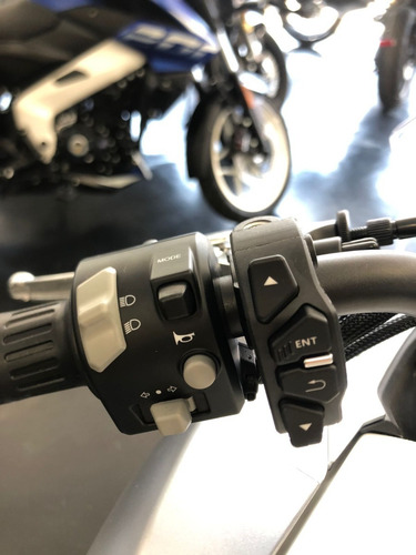 Imagen 4 de 24 de Cf Moto 650 Mt Tablero Tft 2023
