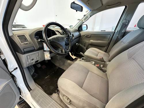 Toyota Hilux Pick-up 2.5 Dx Pack Cab Doble 4x2