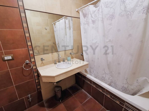 Imagen 12 de 19 de Semipiso En Venta Con Cochera En La Plata