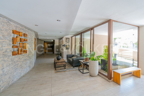 Moderno Departamento Sport Frances
