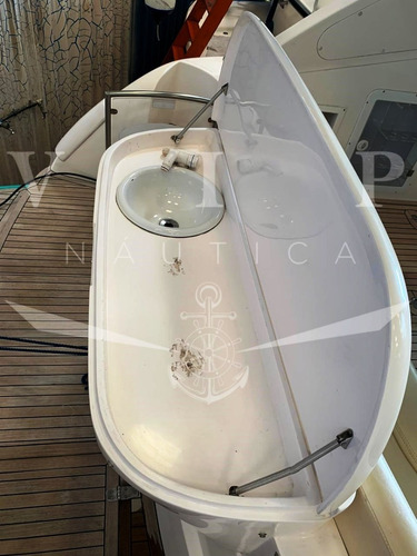 Imagem 6 de 14 de Maestrale 330 - 1 X Mercruiser 220 Hp - 0 Hs De Uso - 2010