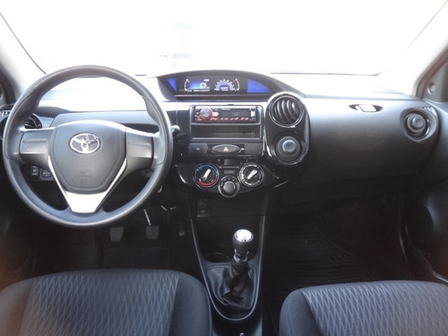 Imagem 5 de 9 de Toyota Etios X 1.3 Automático Flex