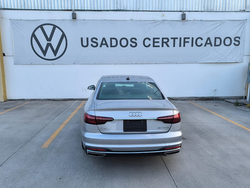 Audi A4 S Tronic Select