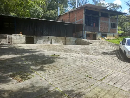 Bodega En Venta En San Cristóbal. Cod V12524