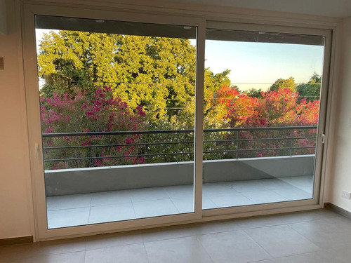 Imagen 8 de 19 de Departamento - Castelar Sur