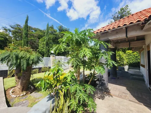 Venta Casa Jacarandas Con Alberca, Enorme Jardín, Amueblada, Equipada, Vistas Espectaculares Con Todos Los Servicios En Fracc Rancho San Diego Ixtapan De La Sal Edomex