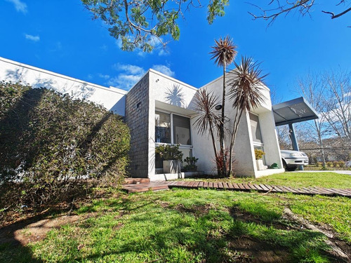 Barrio El Jacaranda, Rincón De Milberg, Tigre