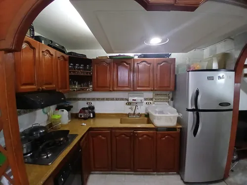 Casa Poblado Campestre Unifamiliar De 3 Pisos