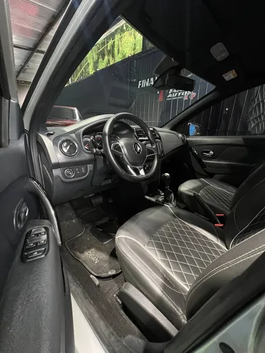Renault Logan 1.6 Privilege / Intens