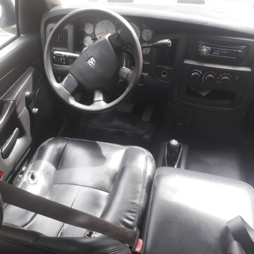 Imagen 7 de 13 de Dodge Ram 3500