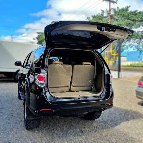 Imagen 4 de 10 de Toyota Fortuner 4x4 - Automatica