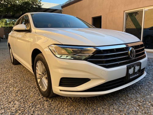 Imagen 2 de 10 de Volkswagen Jetta Comfortline Tip 2019