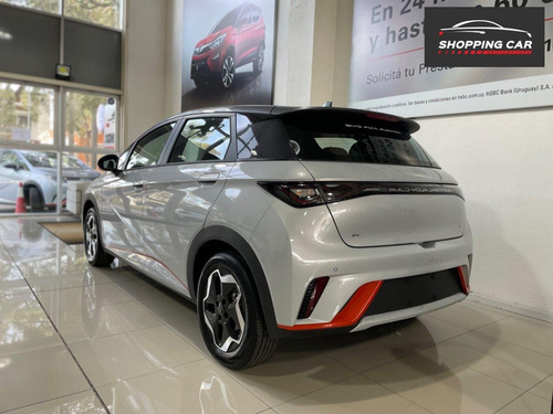 Imagen 11 de 16 de Byd E2 Gs Electrico 2023 0km