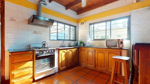 Imagen 4 de 18 de Venta Casa 154 E/ 66 Y 67. 2 Dorm. Los Hornos. La Plata