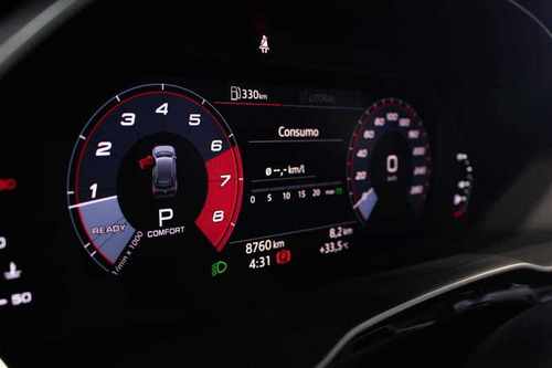 Imagem 8 de 12 de Audi Q3 1.4 Black S 2021