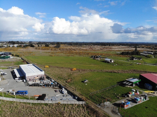Se Arrienda Sitio Comercial 5.000 Mt2, 5 Minutospuerto Varas