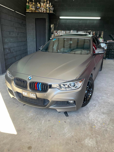 Imagen 5 de 15 de Bmw Serie 3 3.0 335i Sedan M Package At 306cv