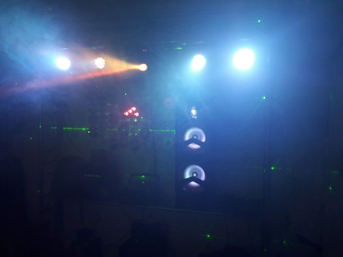 Imagem 7 de 8 de Som E Luzes Dj Equipamentos Para Festa E Evento