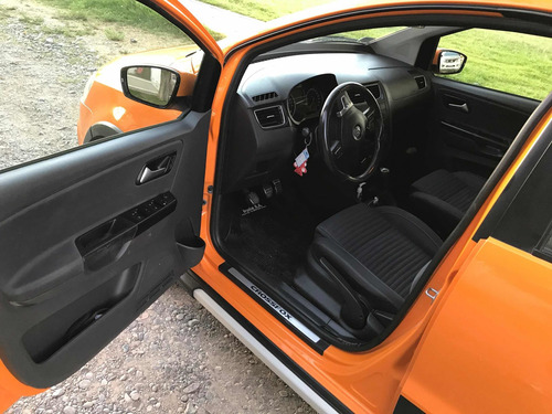 Volkswagen Crossfox 1.6 Highline 2011