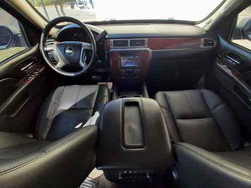Imagen 15 de 15 de Chevrolet Suburban 2013
