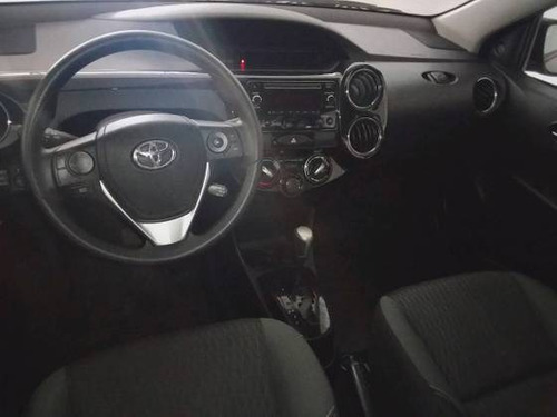 Imagem 3 de 9 de Toyota Etios 1.5 X Plus Sedan 16v Flex 4p Automático