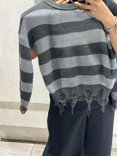 Sweater Rayado Roturas Puños Tejido Dralon Proyecto Uno