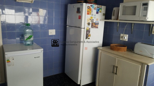 Casa Con Buenas Comodidades En Mansa A 2 Cuadras De La Playa- Ref: 1707